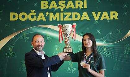 DOĞA'NIN DÜNYA MATEMATİK ŞAMPİYONU